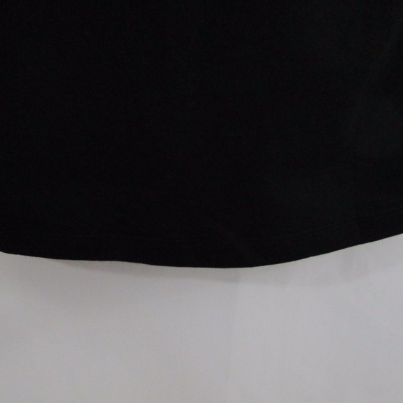 LAmade Women's V-Neck Short Sleeve T-Shirt NWT - Picture 5 of 7